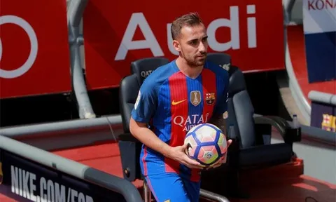 Paco Alcacer không hề bị ám ảnh bởi chỉ trích