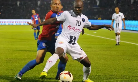 Cựu tiền đạo Sông Lam Nghệ An gia nhập CLB Ligue 1