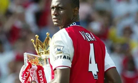 Patrick Vieira - Quái vật một thuở của Arsenal