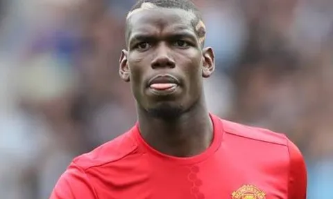 Paul Pogba đã làm gì trong trận thua Watford của M.U?