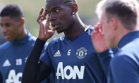Ra mắt M.U, Pogba trình làng kiểu tóc mới