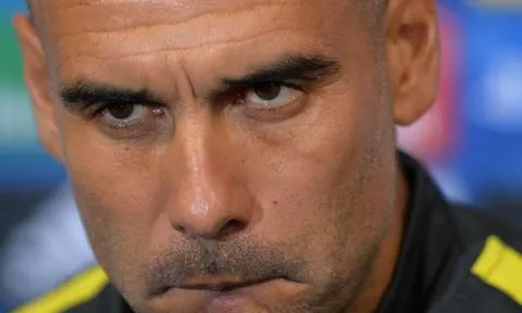 Pep Guardiola "lột xác" thế nào khi về Man City?
