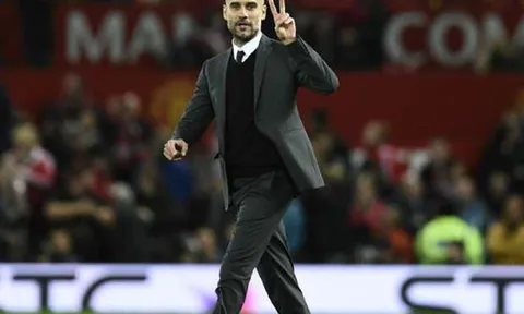 Pep: Tôi phải mua cầu thủ 2m2 để chơi bóng dài như Man United
