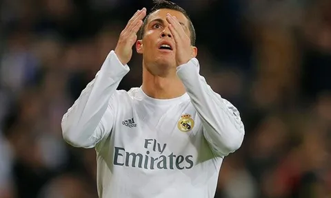 Pha bỏ lỡ khó tin của Ronaldo trong trận gặp Athletic Bilbao
