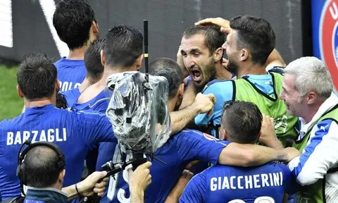 Pha phản công cực sắc bén của Italia vs TBN