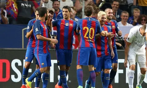 Pha solo xé nát hàng thủ Leicester City của Luis Suarez