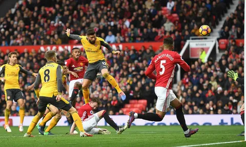 Phil Jones cứ ngỡ Man United thua Arsenal 0-6