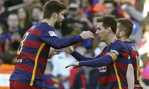 Bị loại khỏi EURO, Pique vẫn không quên an ủi Messi