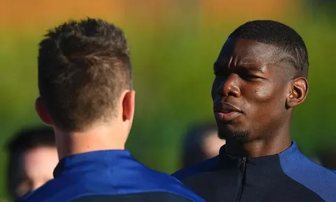 "Pogba đang gặp quá nhiều áp lực"