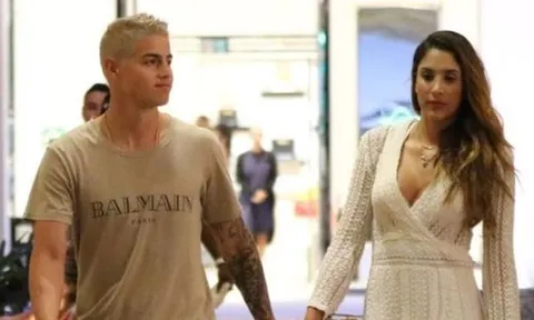 James Rodriguez lại càng điển trai nhờ kiểu tóc siêu lạ