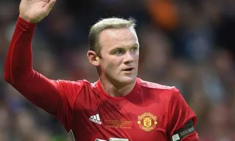 Quan điểm chuyên gia: Đã đến lúc Mourinho loại Ibra, tin dùng Rooney
