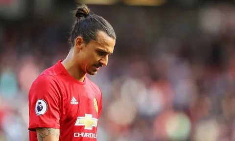 Quan điểm chuyên gia: "Ibrahimovic thiếu đẳng cấp, chậm chạp như ông già"