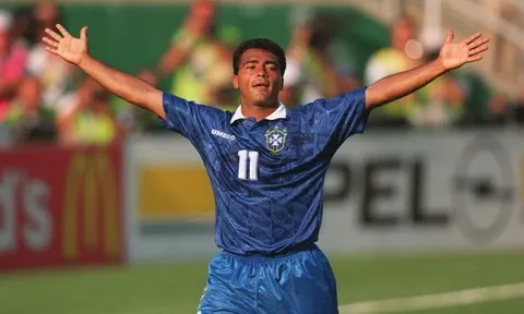 "Quỷ lùn" Romario và những pha bóng kinh điển