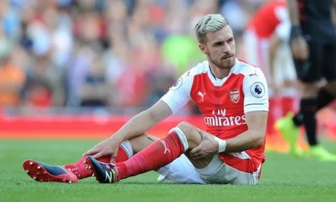Ramsey trở lại tập luyện, nhưng khó đối đầu Swansea