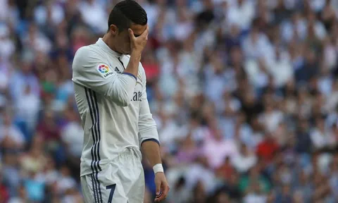 Real không thắng, Ronaldo san bằng kỷ lục tệ hại