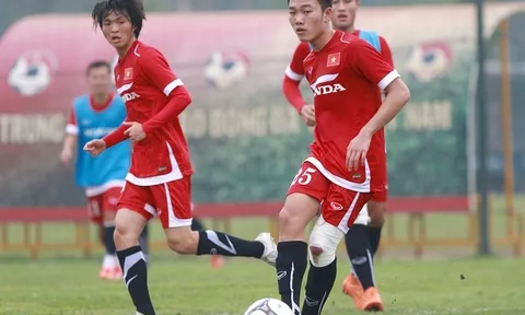 Singapore dùng 'kế Mourinho' để trói Tuấn Anh, Xuân Trường