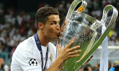 Nếu muốn mãi là số 1, Ronaldo nên rời Real Madrid càng sớm càng tốt