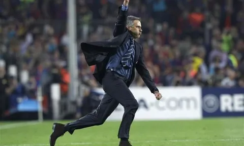 Mourinho đã làm điều không HLV nào làm được sau 79 năm