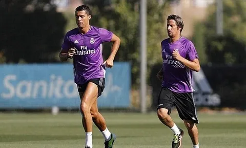 Ronaldo vùi mình trong phòng tập, sẵn sàng trở lại thi đấu