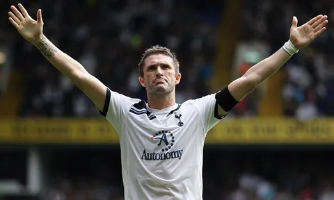 Robbie Keane thời còn đá cho Tottenham