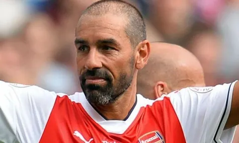 Pires lên tiếng bảo vệ sự tiết kiệm của Wenger