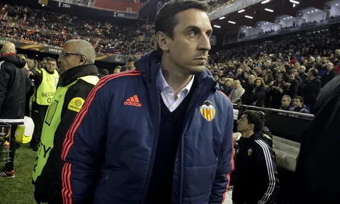 Rời Valencia, Gary Neville vẫn chưa hết sợ