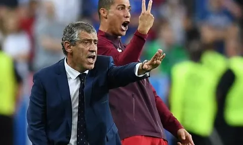 Ronaldo bỏ ngỏ dẫn dắt Real sau khi treo giày