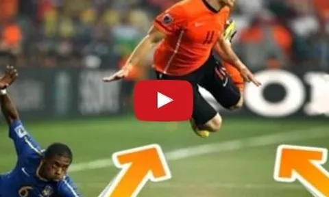 Ronaldo có tên trong top những pha ăn vạ hài hước nhất