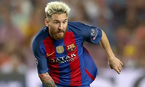 Ronaldo có thấy hat-trick của Messi?