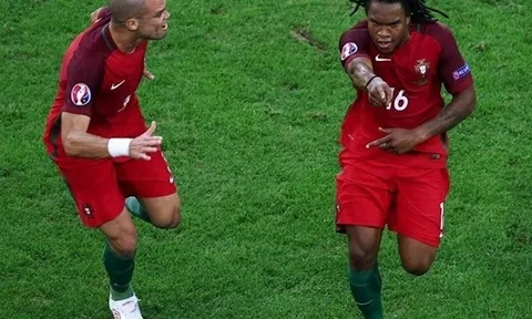 Ronaldo cười thẹn, may Bồ Đào Nha còn có Renato Sanches