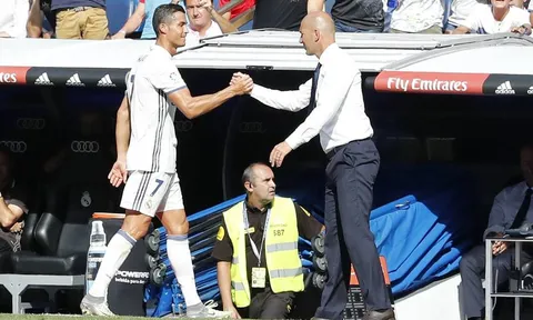Ronaldo ghi bàn, Zidane nói gì?