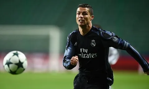 Ronaldo giúp Bale lập kỷ lục ở Champions League
