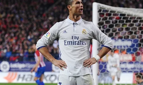 Ronaldo là tấm gương đóng thuế