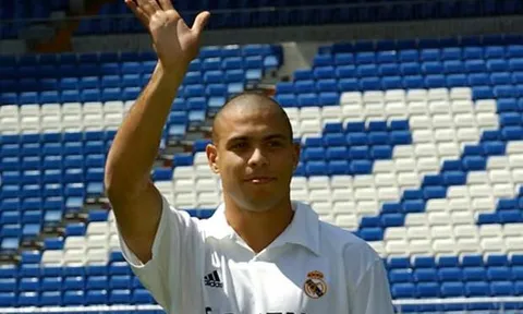 Ronaldo là tiền đạo xuất sắc nhất lịch sử