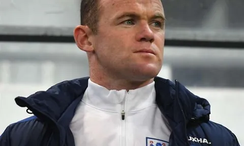 Rooney chấp nhận bị ruồng bỏ một cách đầy đẳng cấp