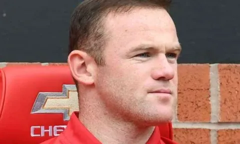 Rooney lên tiếng bảo vệ Paul Pogba
