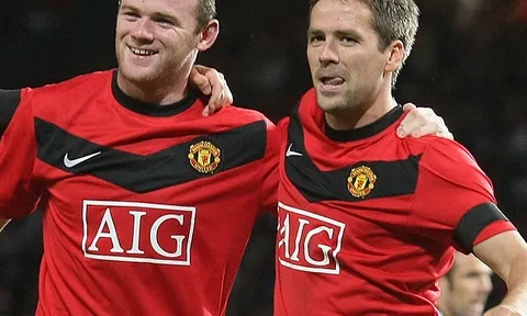 Rooney và Owen: 2 tiền đạo và 1 hành trình