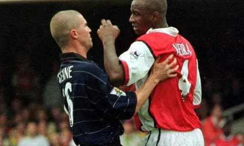 Roy Keane vs Patrick Vieira - Cuộc so tài lịch sử
