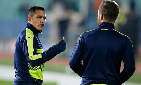 Sanchez 'nịnh khéo' cổ động viên Arsenal