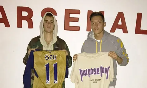 Sao Arsenal hào hứng với Justin Bieber