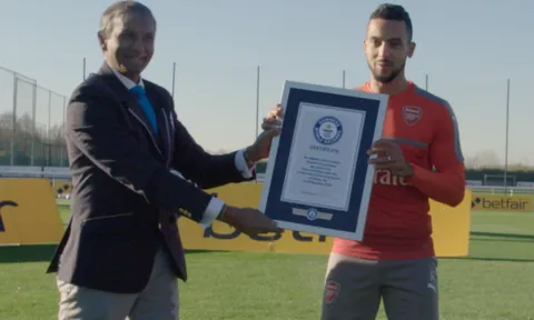 Sao Arsenal lập kỷ lục thế giới về khống chế bóng