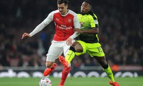 Sao Arsenal xúc động ngày trở lại