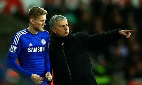 "Mourinho cho tôi thấy sự khắc nghiệt của bóng đá"