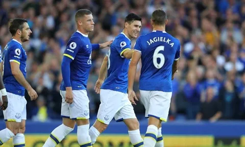 Sao Everton chính thức "ngồi chung mâm" với Giggs, Lampard