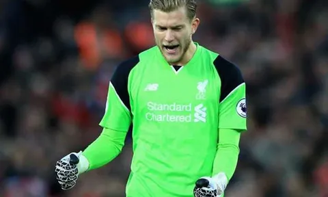 Sao Liverpool loại Man United khỏi cuộc đua vô địch