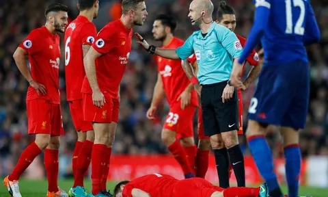 Sao Liverpool thừa nhận đã chơi "quá xấu" mùa này