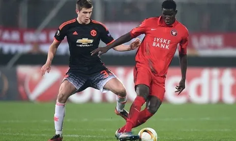 Sao trẻ M.U ngỡ ngàng khi được Mourinho chúc tụng