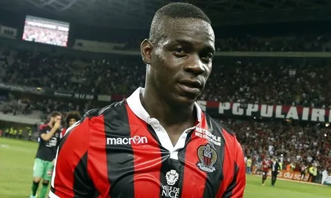 Sarri công khai mời gọi Balotelli đến Napoli