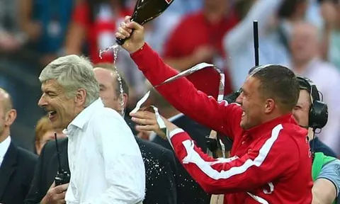 Sau Klopp, đến lượt Wenger bênh vực Wayne Rooney