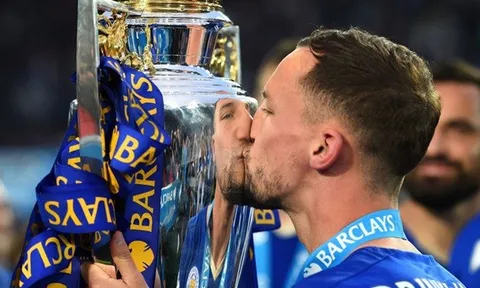 Sau Mahrez, Leicester tiếp tục trói chân công thần